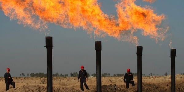 مع انخفاض النفط عالميا.. خام البصرة يتراجع لقرابة 4 دولارات