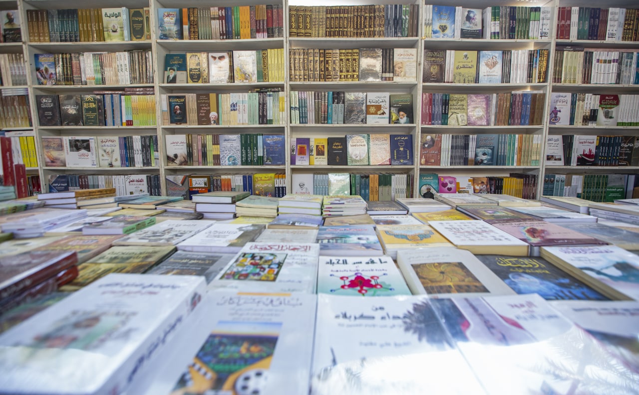 بمشاركة (63) دار نشر و (25) الف عنوان.. العتبة الحسينية تفتتح معرض تراتيل سجادية للكتاب بنسخته الثامنة