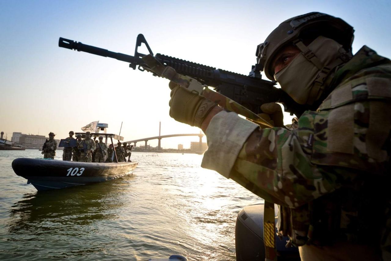 الحشد الشعبي يجري تمرينا تعبوياً في شط العرب (صور)