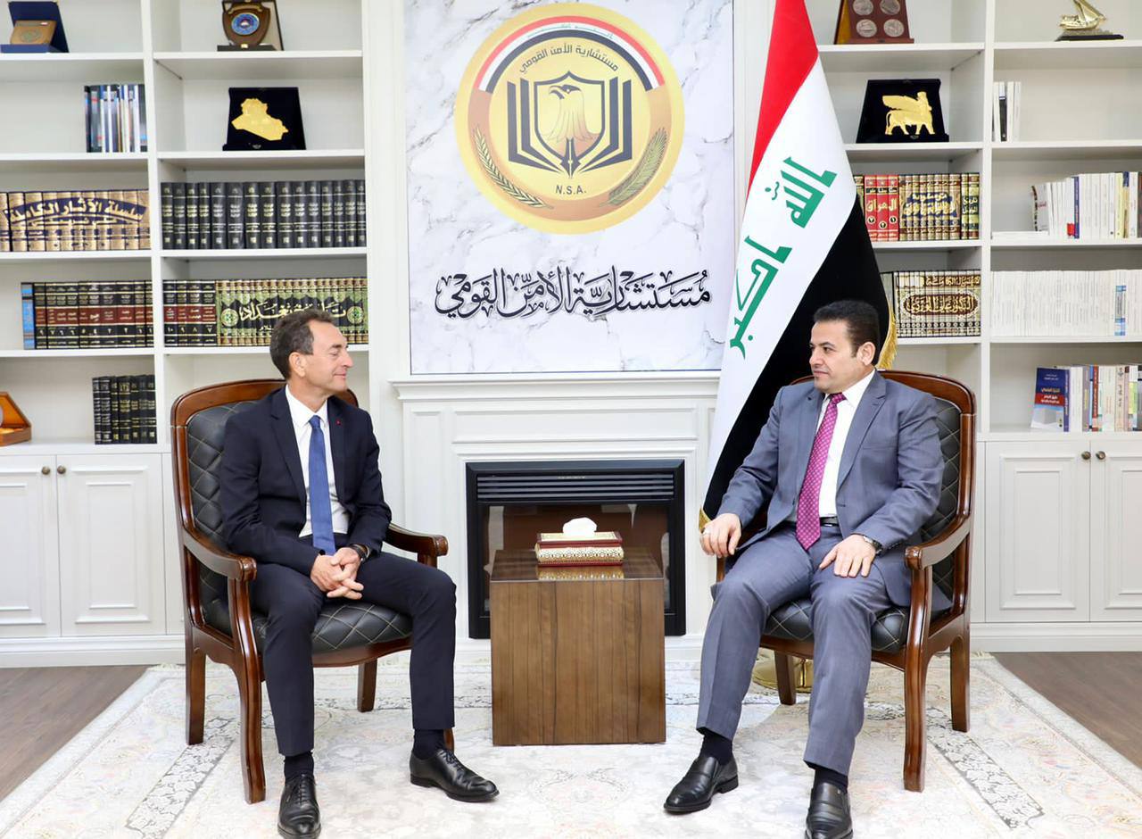 الأعرجي يبحث مع السفير الفرنسي التعاون الامني والاستخباري