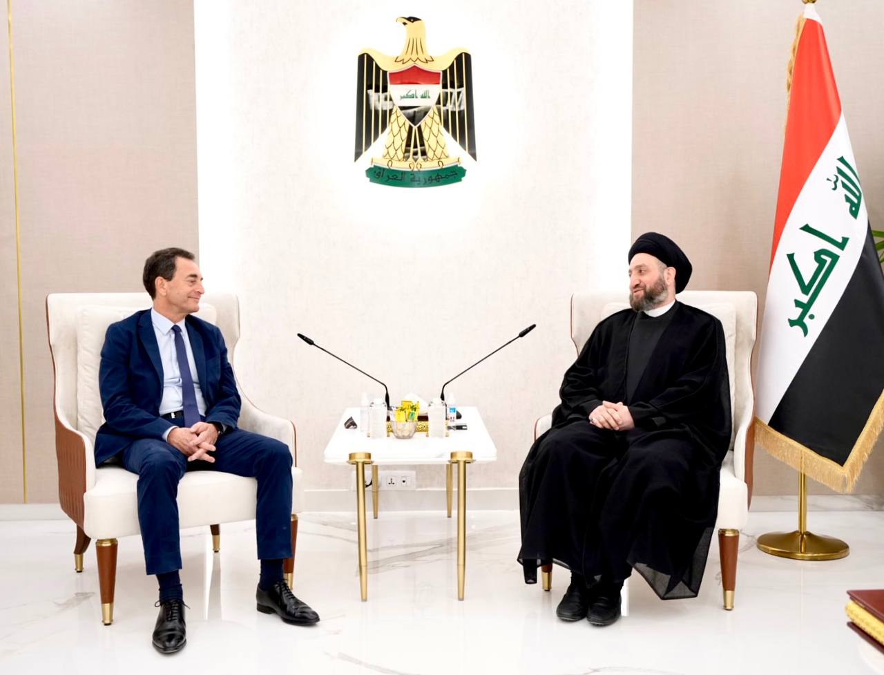 الحكيم للسفير الفرنسي: الحضور بالمشهد السياسي لايعني المشاركة بالحكومة