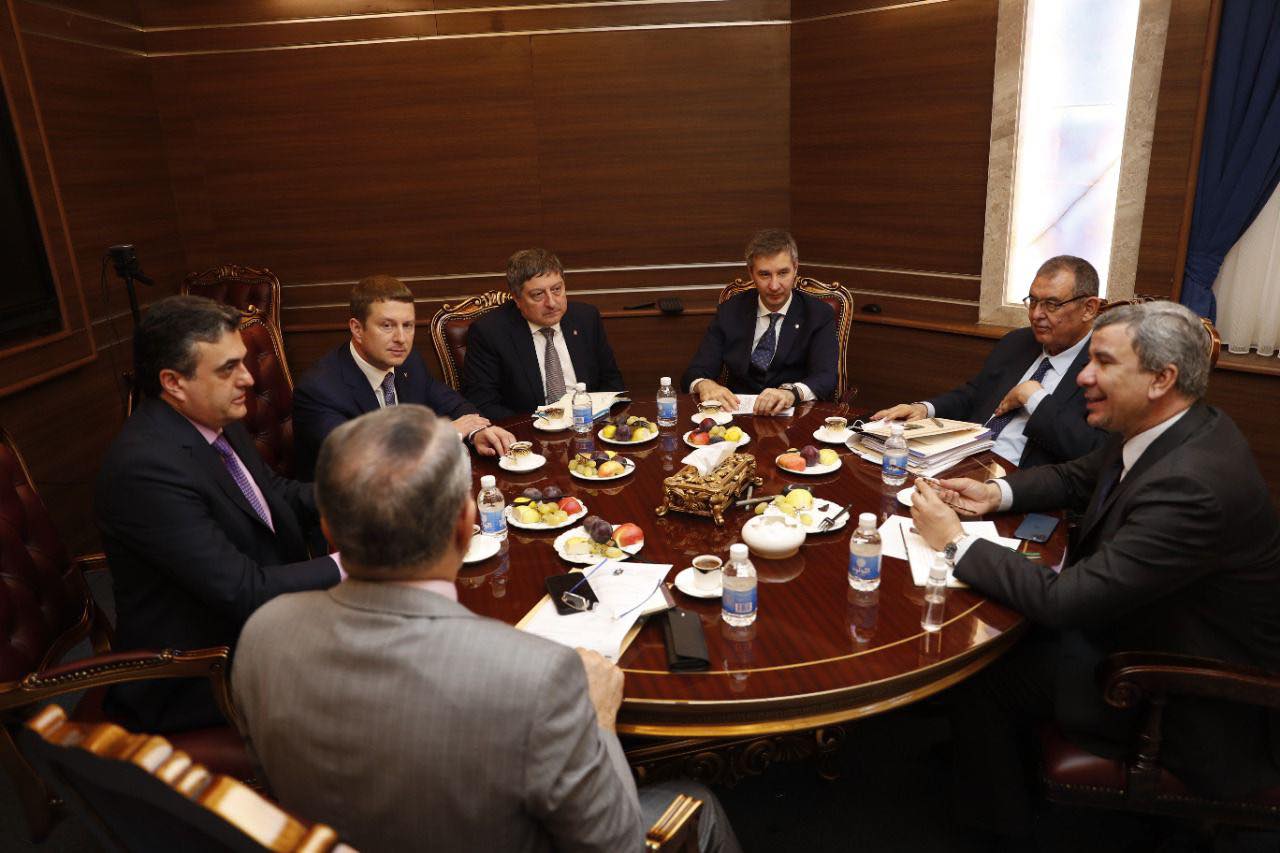 النفط تؤكد لشركة لوك اويل اهمية تطوير حقل اريدو واستثمار غاز غرب القرنة/2