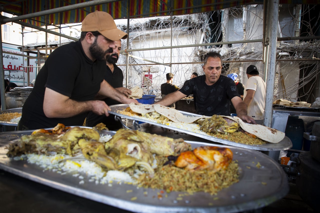 موائدُ الأربعين ..