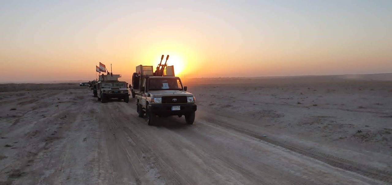 عملية عسكرية مشتركة لفرض السيطرة على الصحراء الكبرى الممتدة بين 3 محافظات (صور)