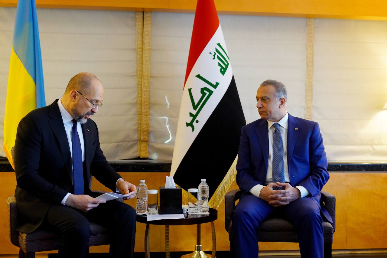 الكاظمي يؤكد لنظيره الأوكراني على ضرورة إيقاف الحرب