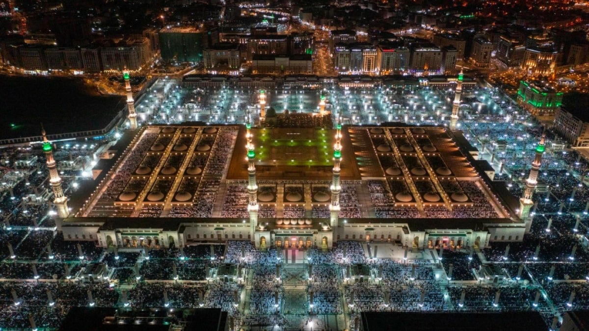 في رحاب شخصية خاتم الأنبياء (ص)