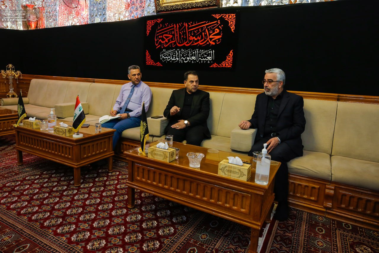 العتبة العلوية تتولى طباعة كتب المرحلة الابتدائية لمحافظة النجف الأشرف مجاناً (صور)