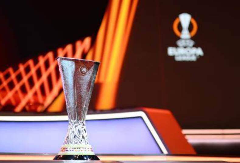 مواجهة نارية بين برشلونة ومانشستر يونايتد في الدوري الأوروبي