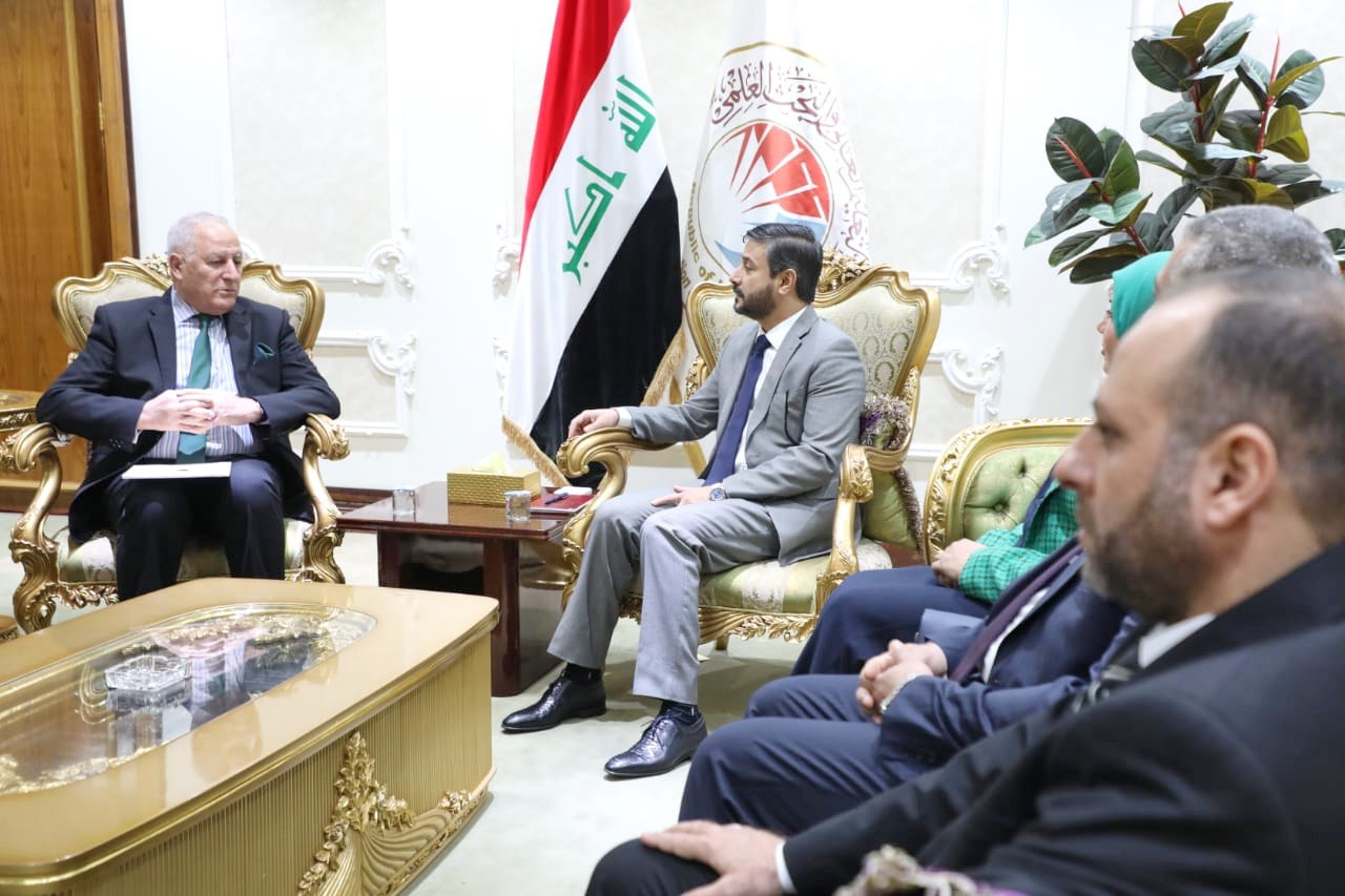 وزارة التعليم تبحث مع لجنة برلمانية الشؤون الجامعية