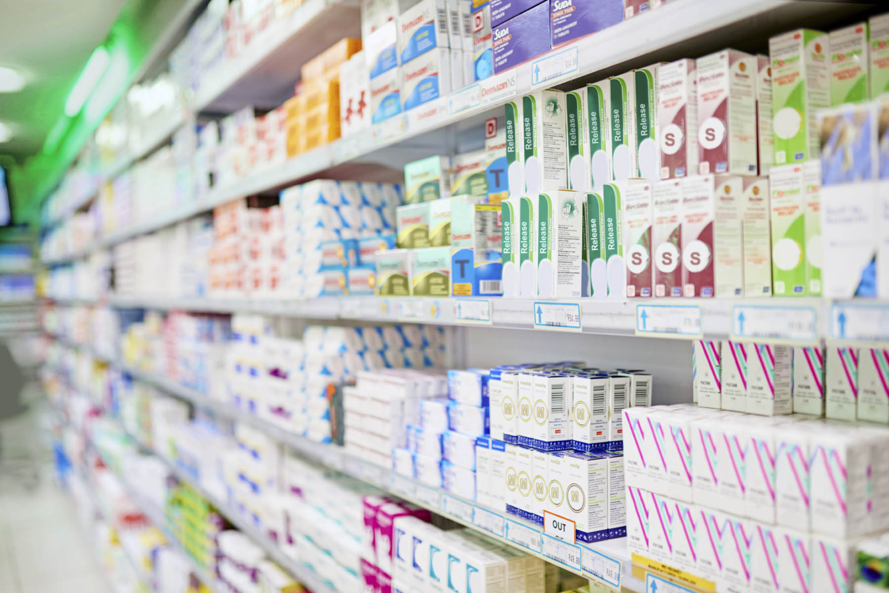 اسعار الادوية.. النزاهة تدعو إلى اتخاذ إجراءات رادعة بحق المذاخر والصيدليات غير المجازة