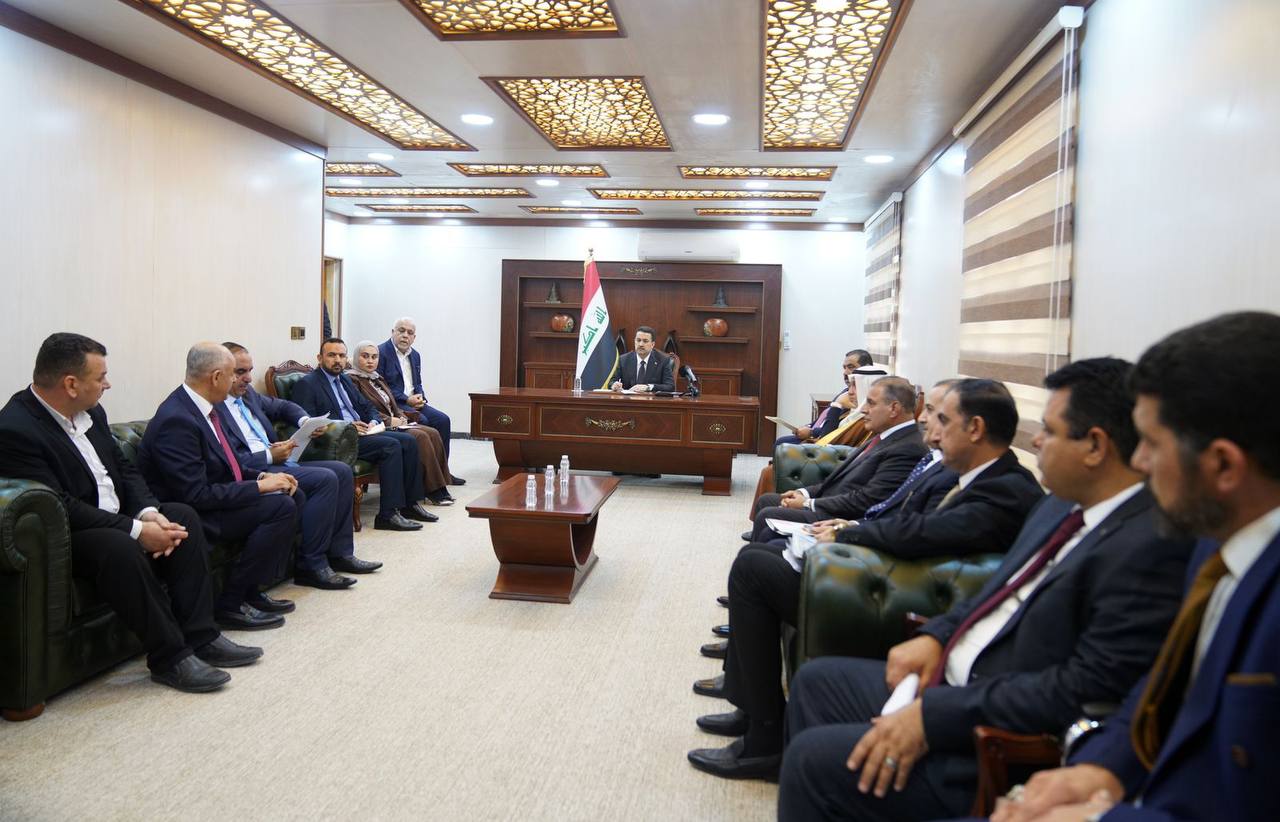 السوداني يجتمع مع لجنة قانون سامراء عاصمة العراق للحضارة الإسلامية