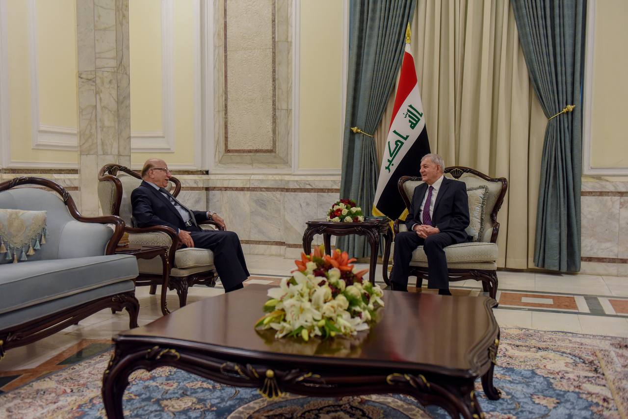 رئيس الجمهورية: مجالس المحافظات ستدفع عجلة التقدم في البلاد