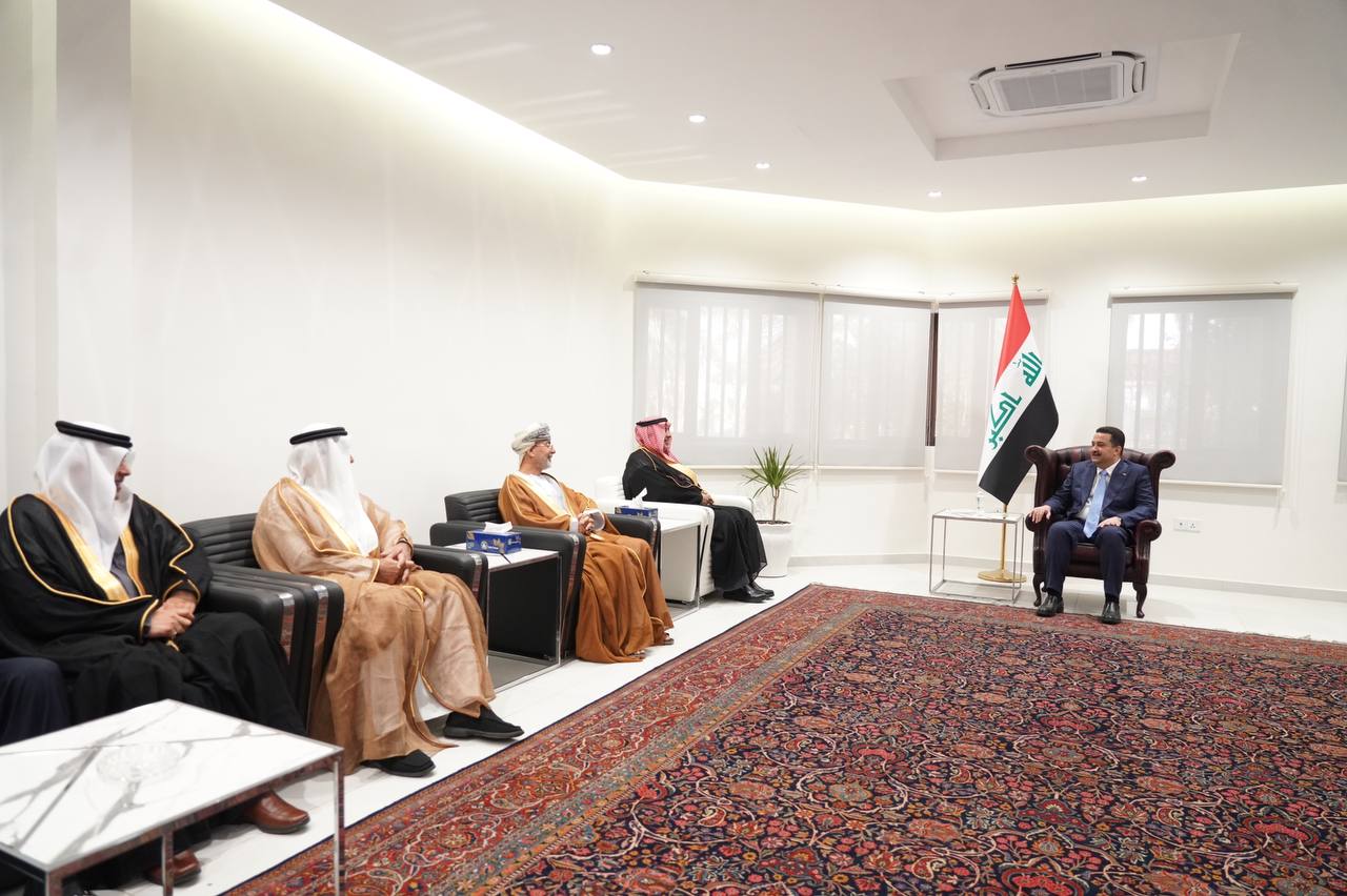 مع اقتراب موعد خليجي 25.. السوداني يجتمع مع سفراء دول الخليج واليمن