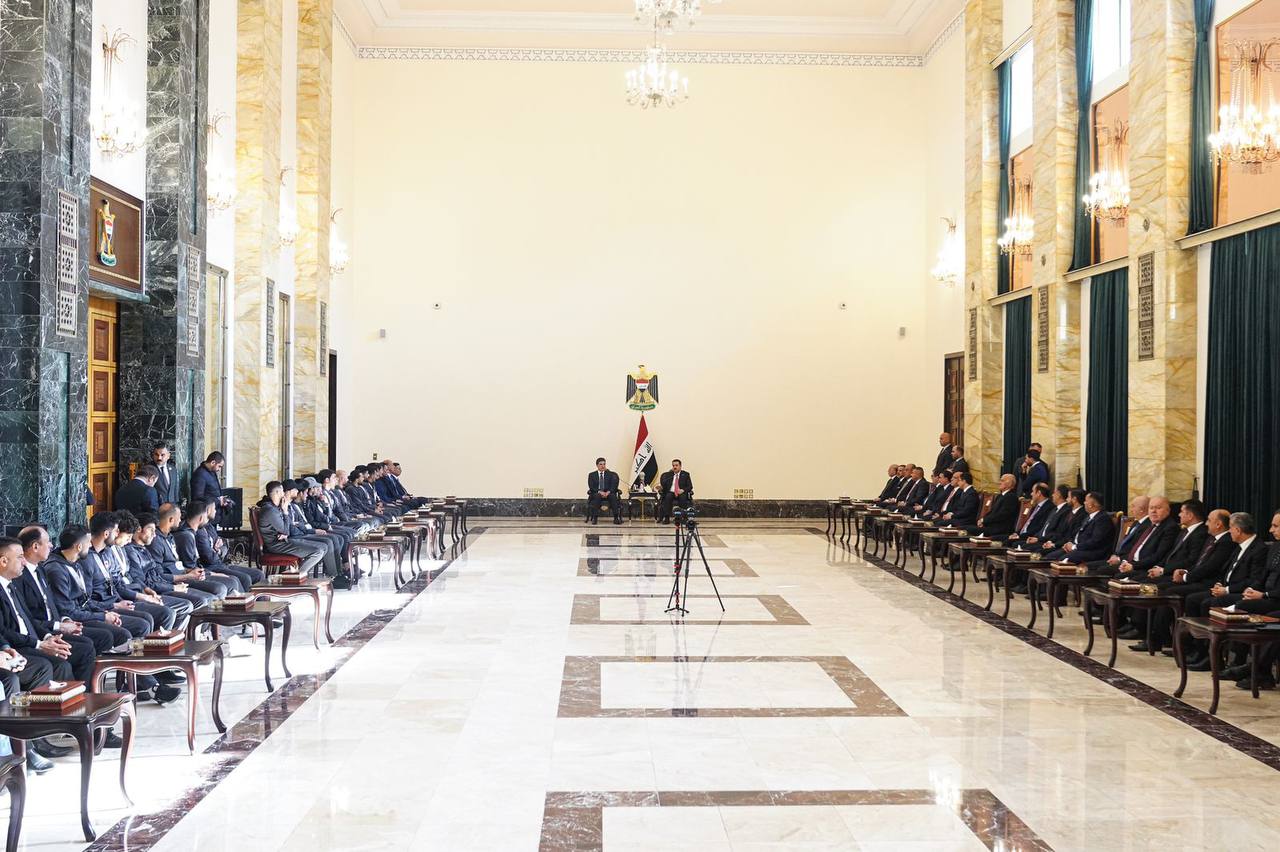 السوداني يستقبل وفد المنتخب الوطني