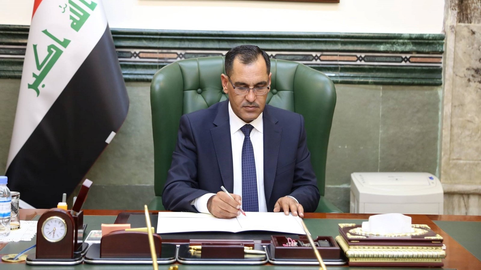 الحكم حضورياً بالحبس على وزير الصناعة العراقي الاسبق