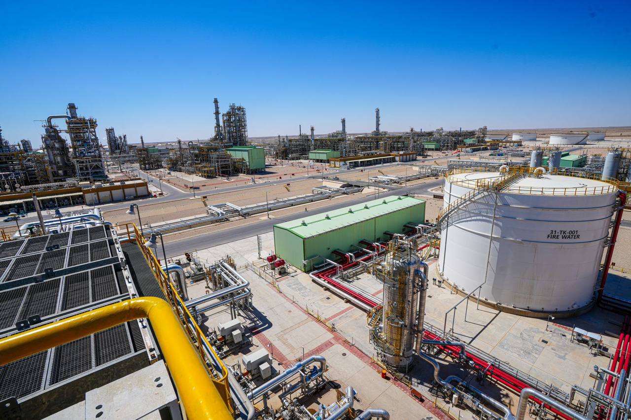 العراق يعلن استئناف تصدير النفط عبر ميناء جيهان التركي