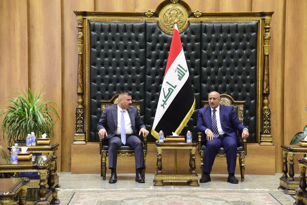 وزير الداخلية يعلن دعم كربلاء بعناصر شرطة وعجلات جديدة للنجدة والمرور