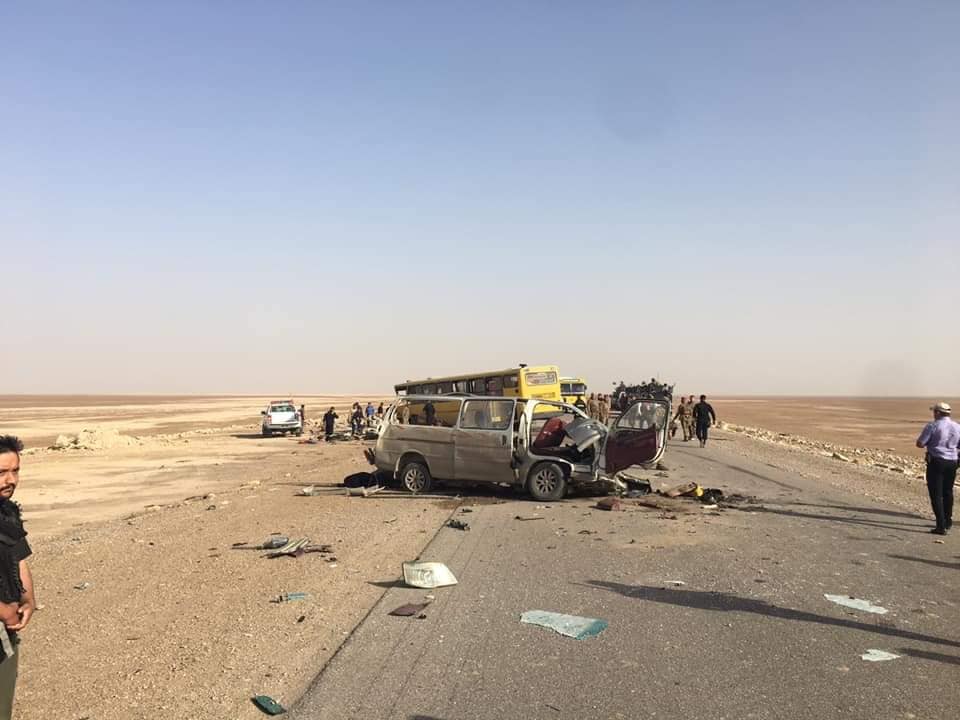 مصرع واصابة اكثر من 40 زائراً ايرانيا بين ذي قار والبصرة (فيديو)