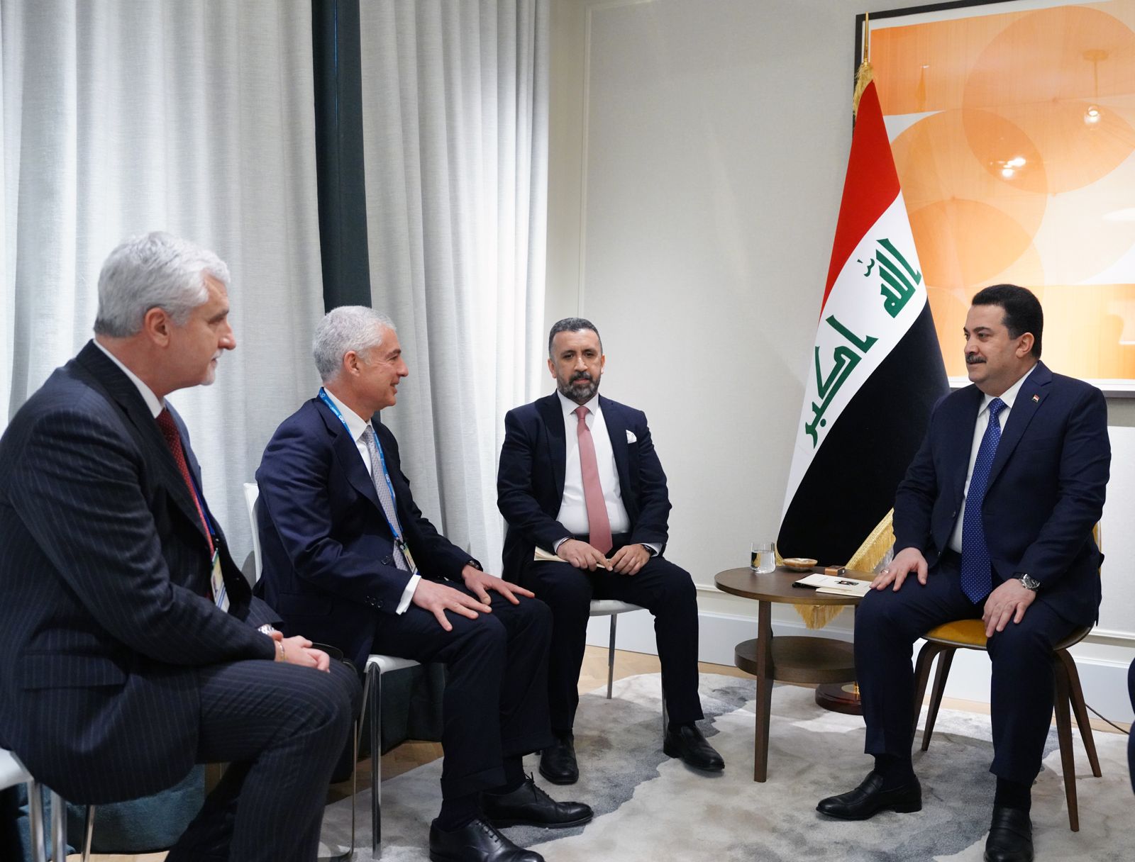 السوداني يبحث مع شركة إيطالية "ديوناً" لصالح العراق بذمة روما منذ القرن الماضي