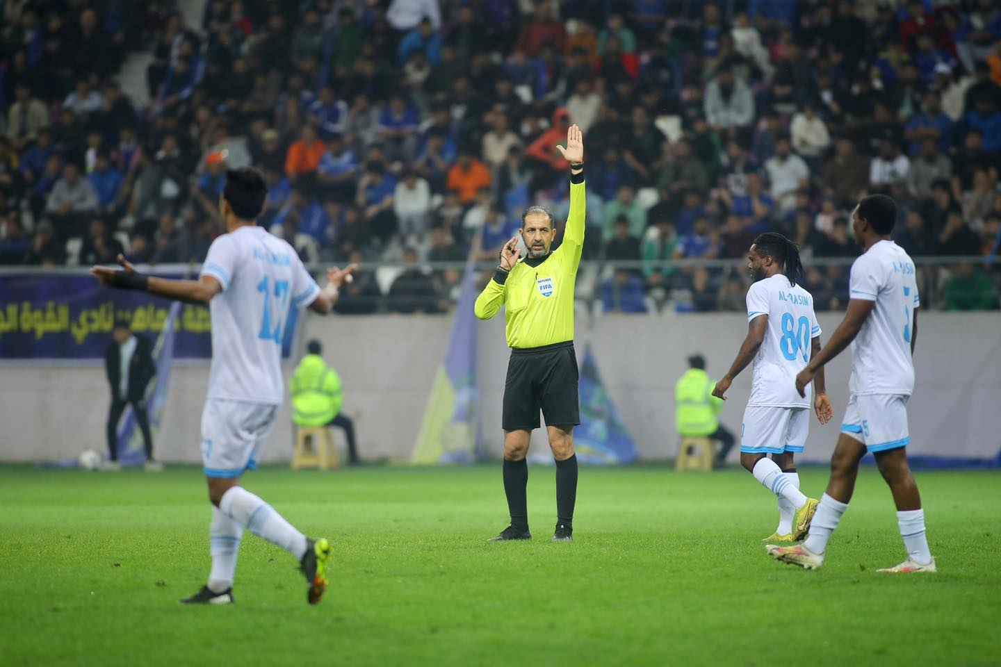 المباراة استمرت 38 دقيقة.. انسحاب القاسم امام القوة الجوية احتجاجا على قرار الحكم