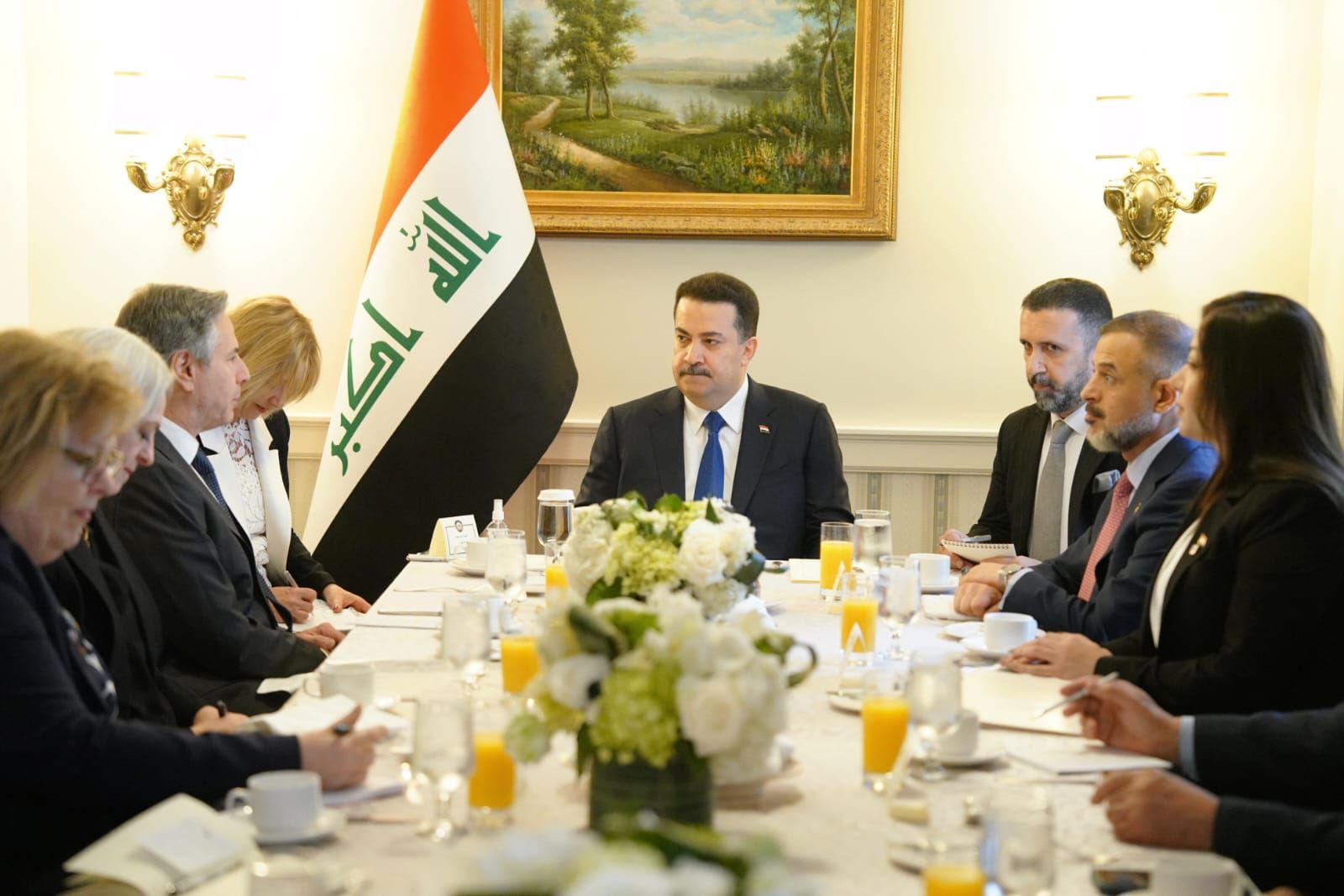 السوداني لبلينكن: اتفاقية الإطار الإستراتيجي تمثل خارطة طريق لتطوير العلاقات بين بغداد وواشنطن (فيديو)