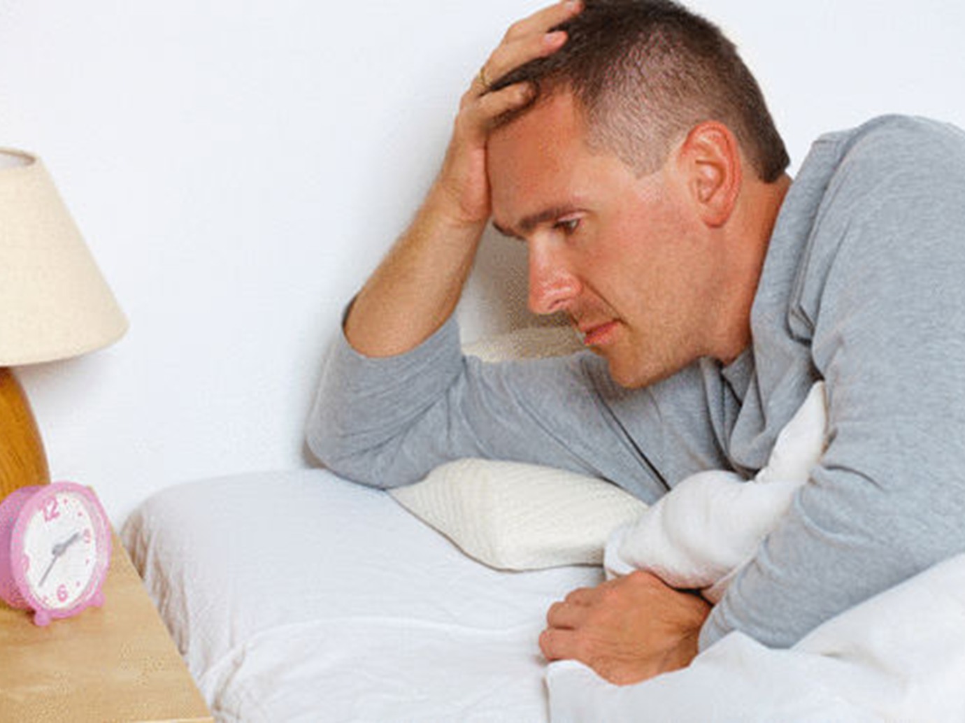 دراسة: النوم غير المنتظم يزيد فرص الإصابة بأمراض "قاتلة"