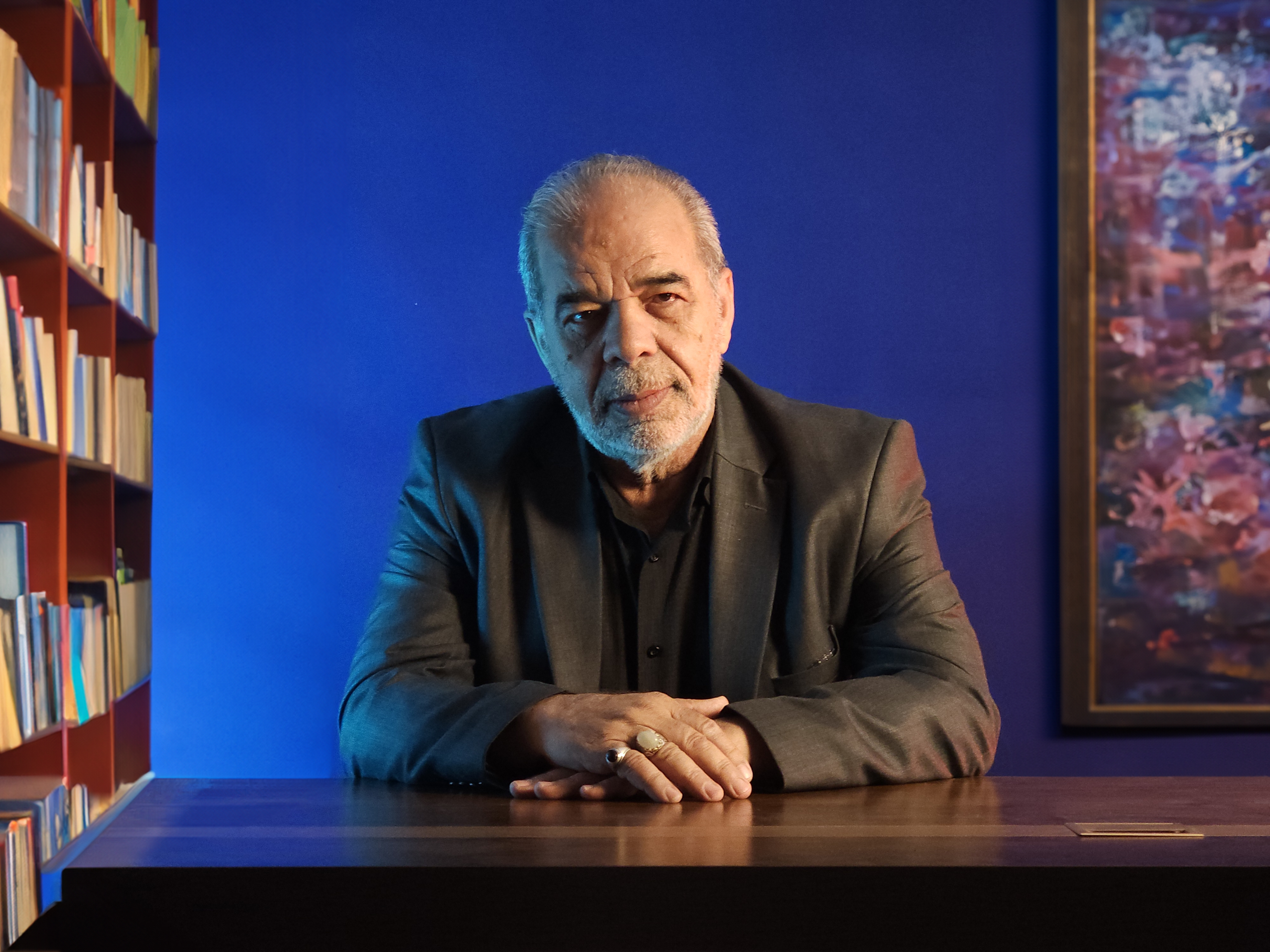 القلق بين المشروعية واللامشروعية