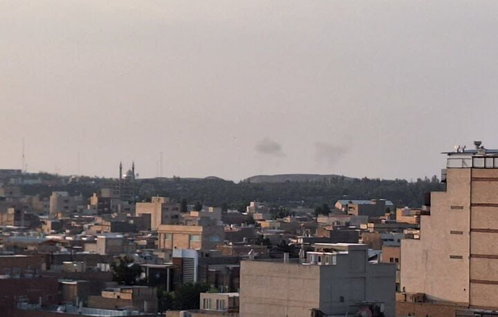 هجوم صاروخي يستهدف محيط مدينة قم الإيرانية