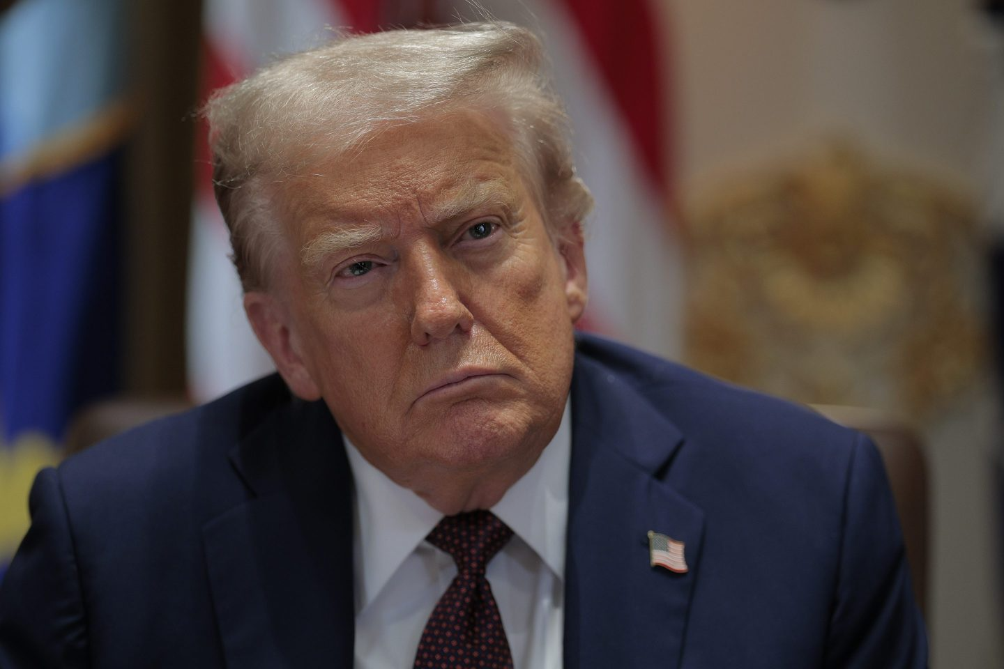 ترامب يخفّض الرسوم على السيارات اليابانية