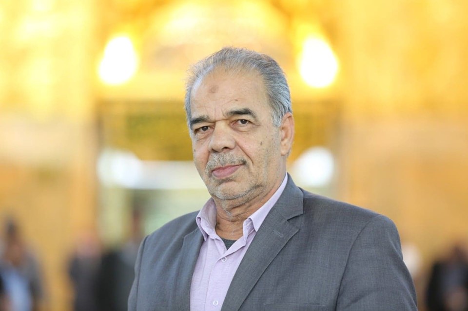 آكلو الكتف يجوبون أروقة المؤسسات