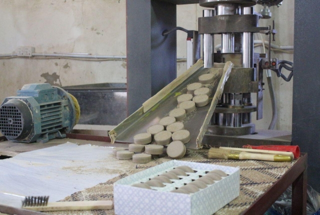 قريبا.. إدخال ماء سرداب ابى الفضل العباس (ع) في صناعة الترب الحسينية.التفاصيل