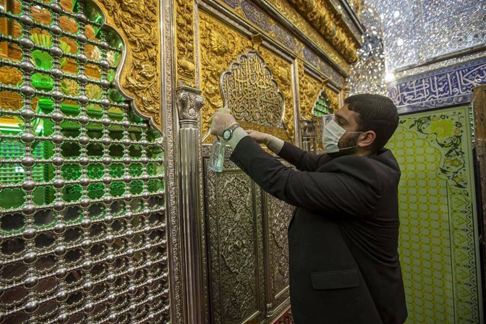 كربلاء:رعايةُ الحرم والصحن العباسي الشريف يُباشران بخطّتهما الوقائيّة من مرض (كورونا)