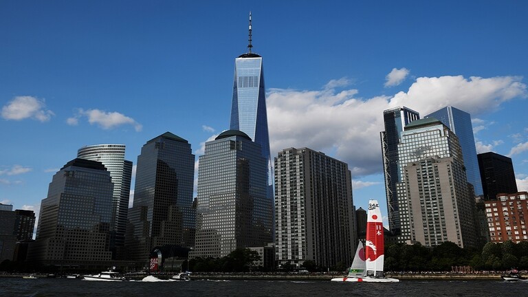 "رويترز": ارتفاع عدد المصابين بفيروس كورونا في نيويورك الأمريكية إلى 105