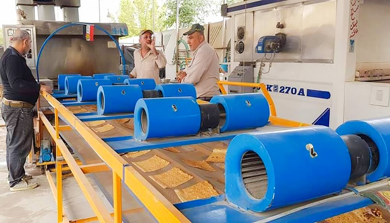 بالصور: لواء علي الاكبر يخصص(10) افران في كربلاء لتوزيع مادة الخبز على المواطنين (مجانا) بشكل يومي