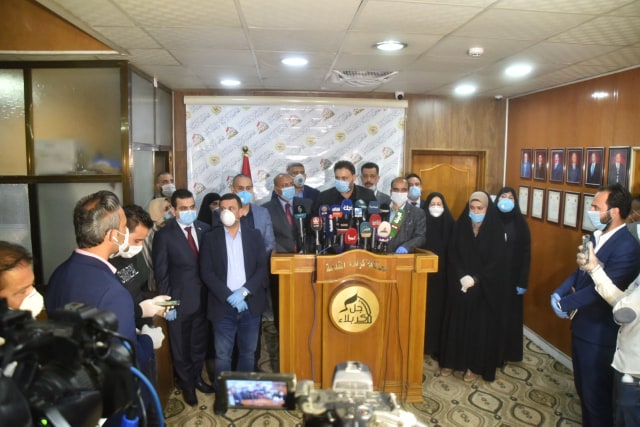 نائب رئيس مجلس النواب العراقي يزور كربلاء ويشكر العتبات المقدسة على مواقفها في مواجهة فيروس كورونا