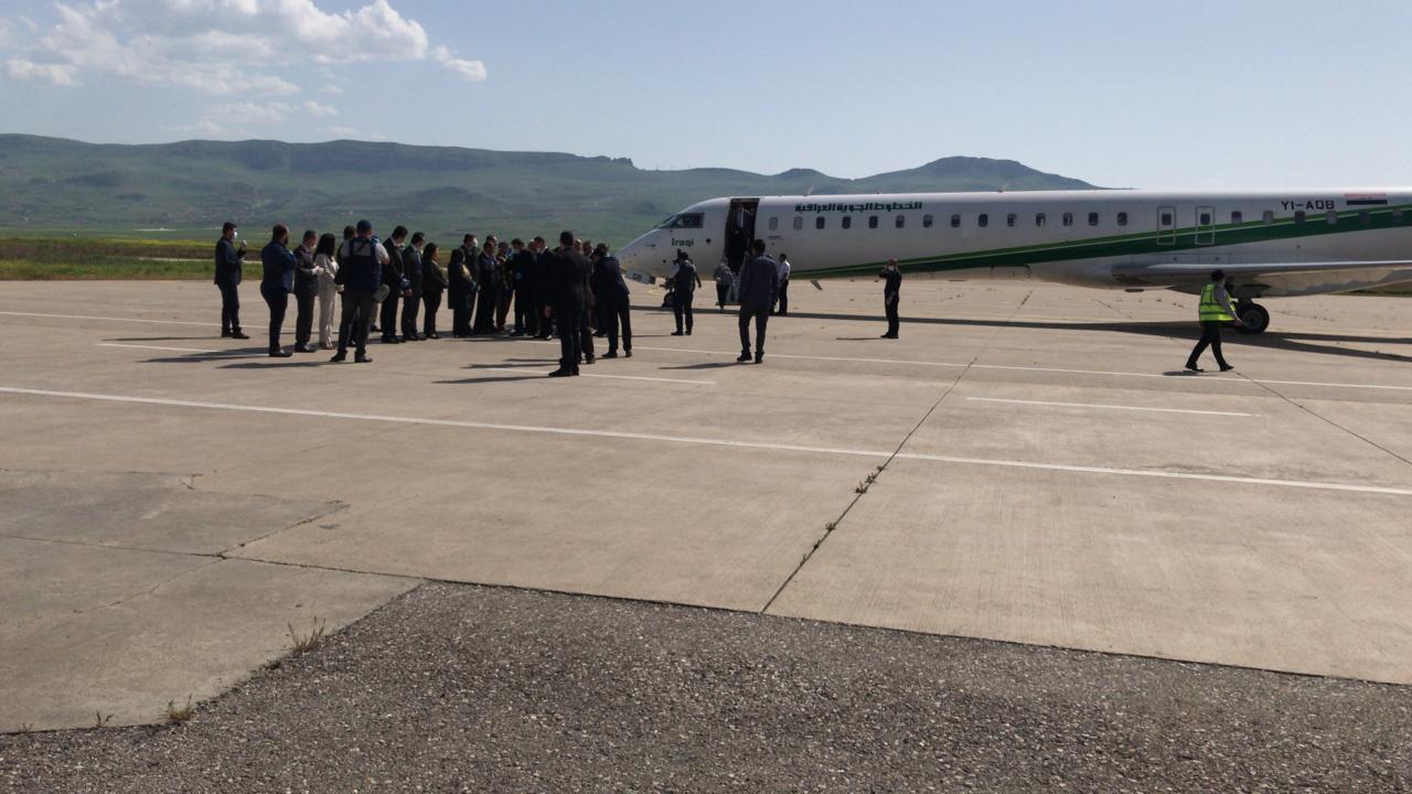 وفد خلية الازمة البرلمانية يصل الى السليمانية