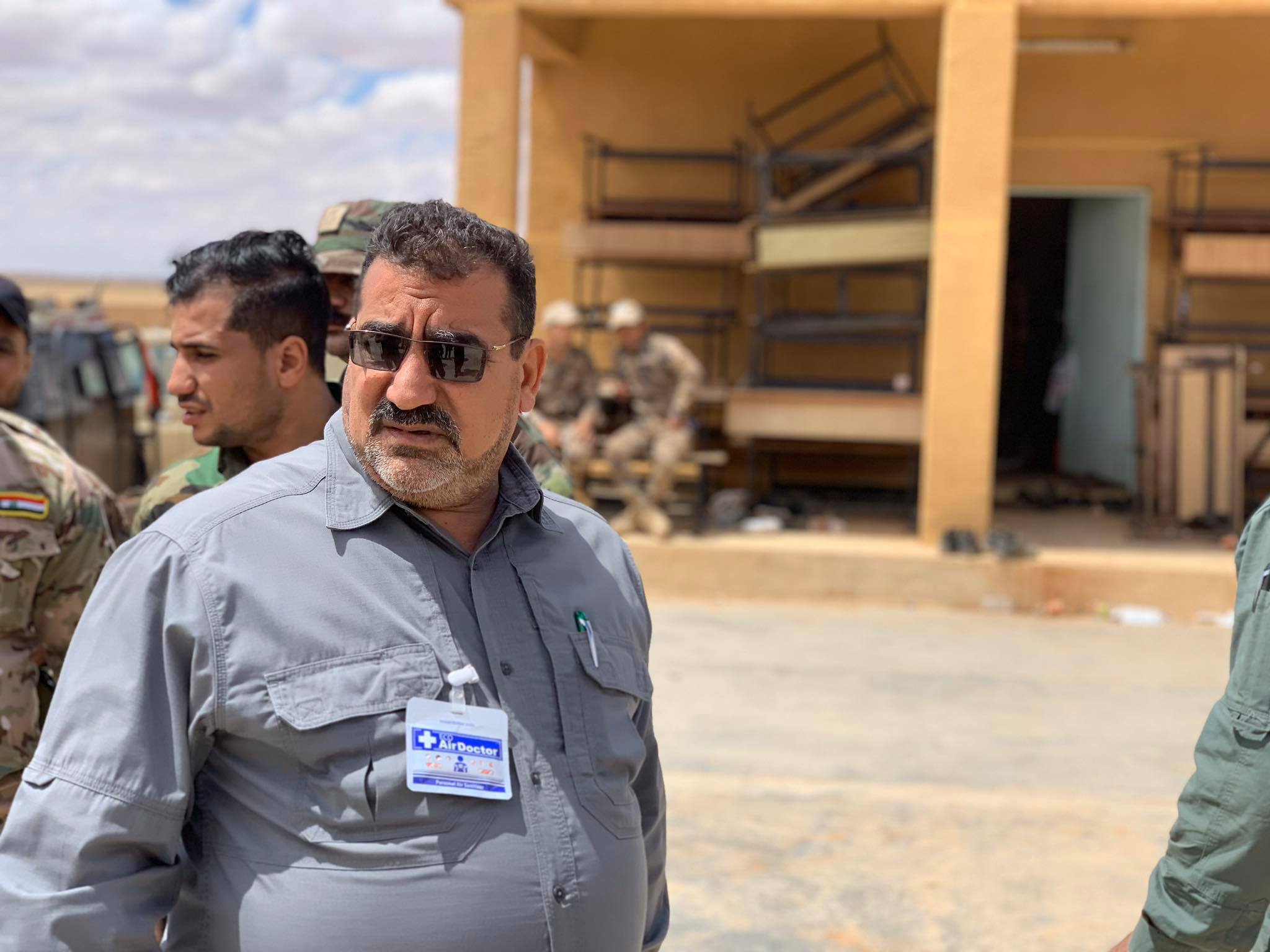 قيادي بالحشد الشعبي يكشف اعداد الشاحنات التي تدخل العراق يوميا عبر منفذ سوريا