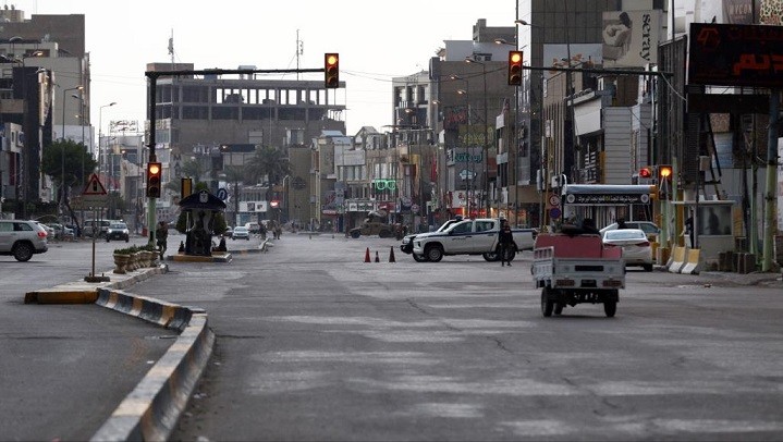 الازمة النيابية تدعو للحظر الشامل وتحذر من "فقدان السيطرة"