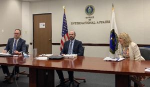 صحيفة اميركية: الحوار الاستراتيجي سيناقش خفض القوات الاميريكية في العراق