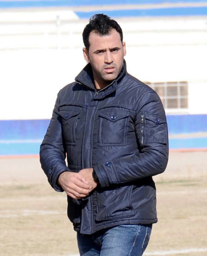 كورونا يصيب نجم كرة القدم عماد محمد وعائلته