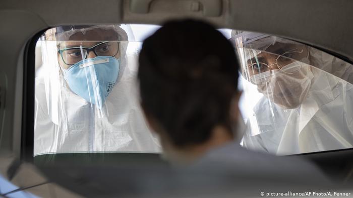 الصحة الروسية: اللقاح الأولي لكورونا سيعطى لفئتين مبدئياً