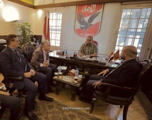 وفد نادي الديوانية العراقي يزور الأهلي المصري