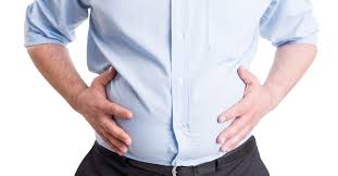 ستة مشروبات تقضي على "انتفاخ المعدة"