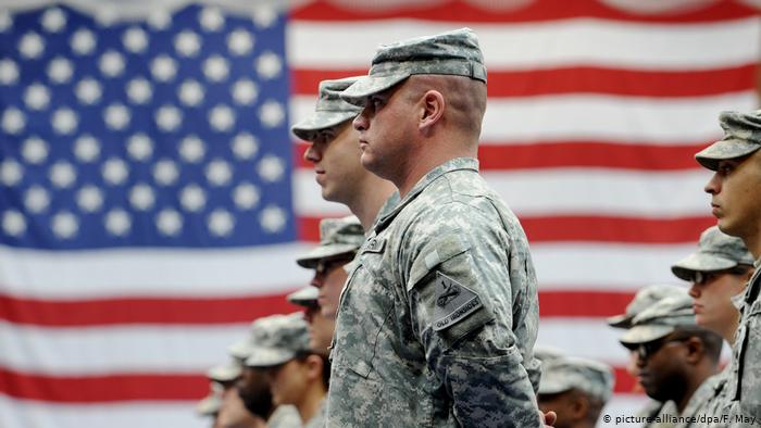 وزير الدفاع الأمريكي يعلن قرب سحب قوات بلاده من الشرق الأوسط