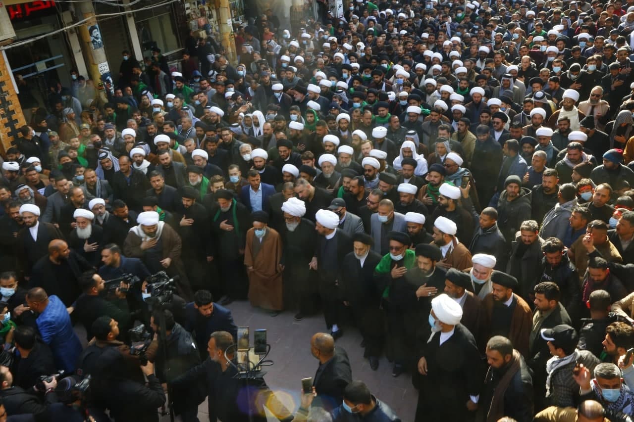 بالصور.. المرجع النجفي يشارك في ذكرى استشهاد السيدة فاطمة الزهراء عليها السلام