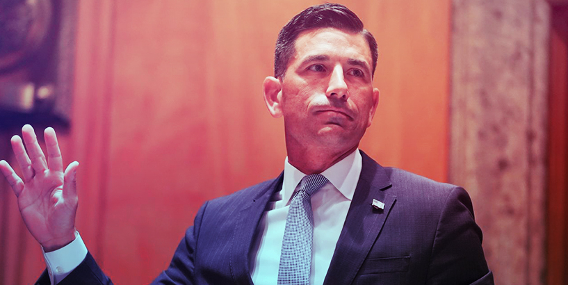 استقالة وزير الأمن الداخلي الأميركي تشاد وولف