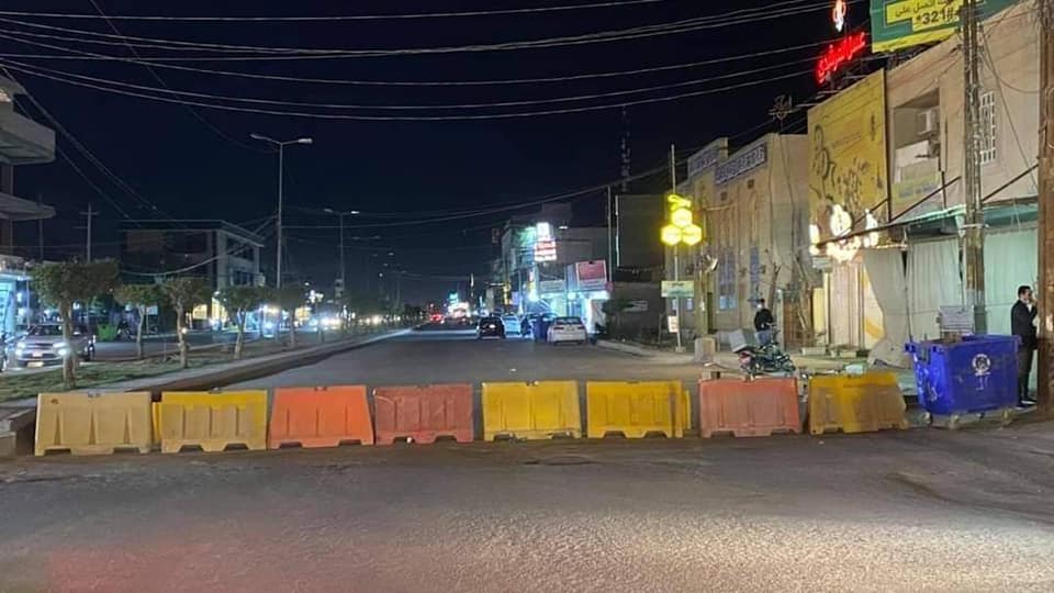 بالصور:ايقاف حركة العجلات وصمت في شوارع كربلاء في اول ايام الحظر