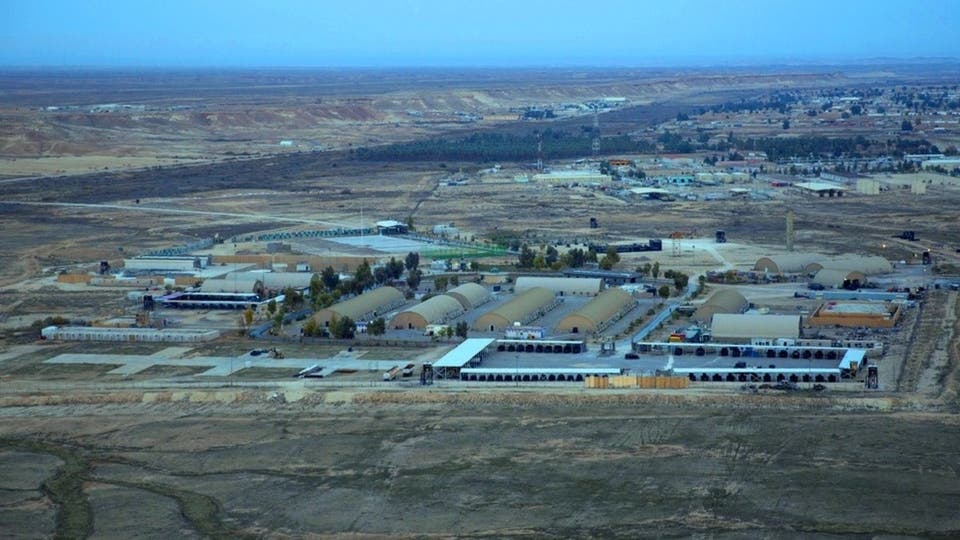 قصف يستهدف قاعدة "عين الاسد" ومصدر ينفي ويؤكد وجود تدريبات امريكية داخل القاعدة