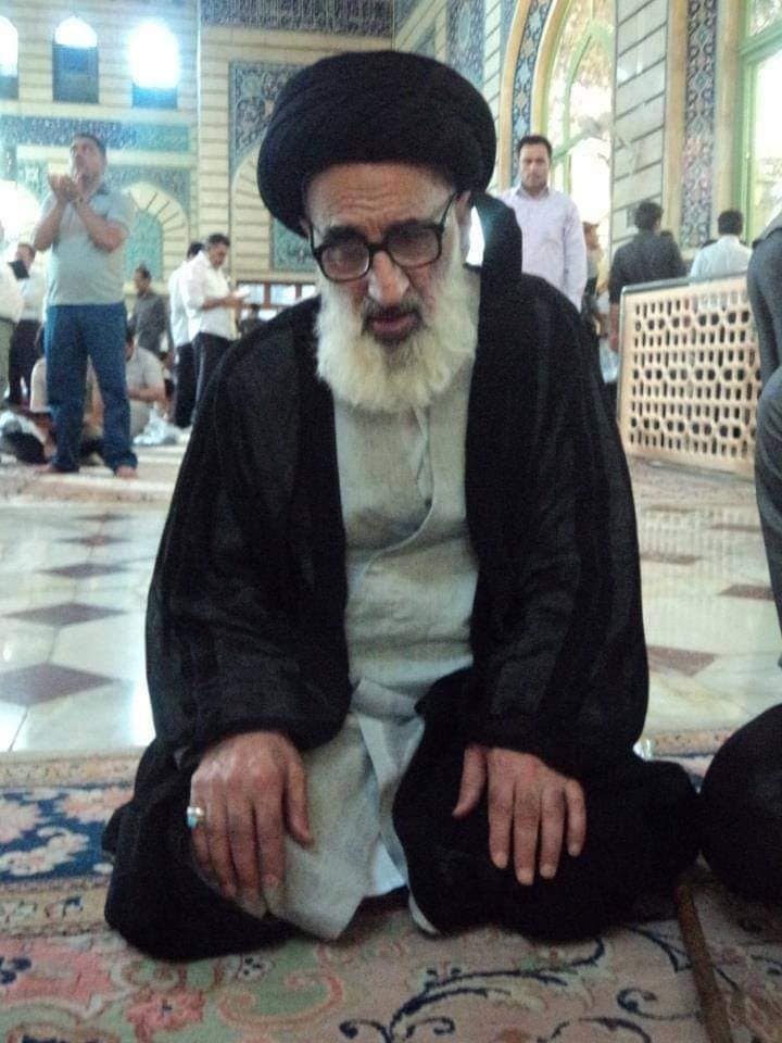 وفاة اية الله السيد المرعشي بالنجف الاشرف عن 85 عاما