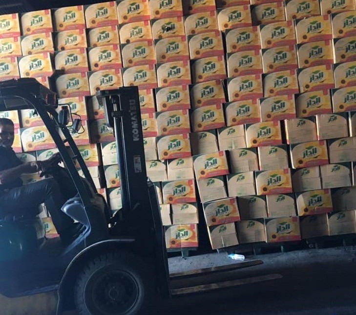 التجارة تجهز الوكلاء بوجبة جديدة من زيت الطعام